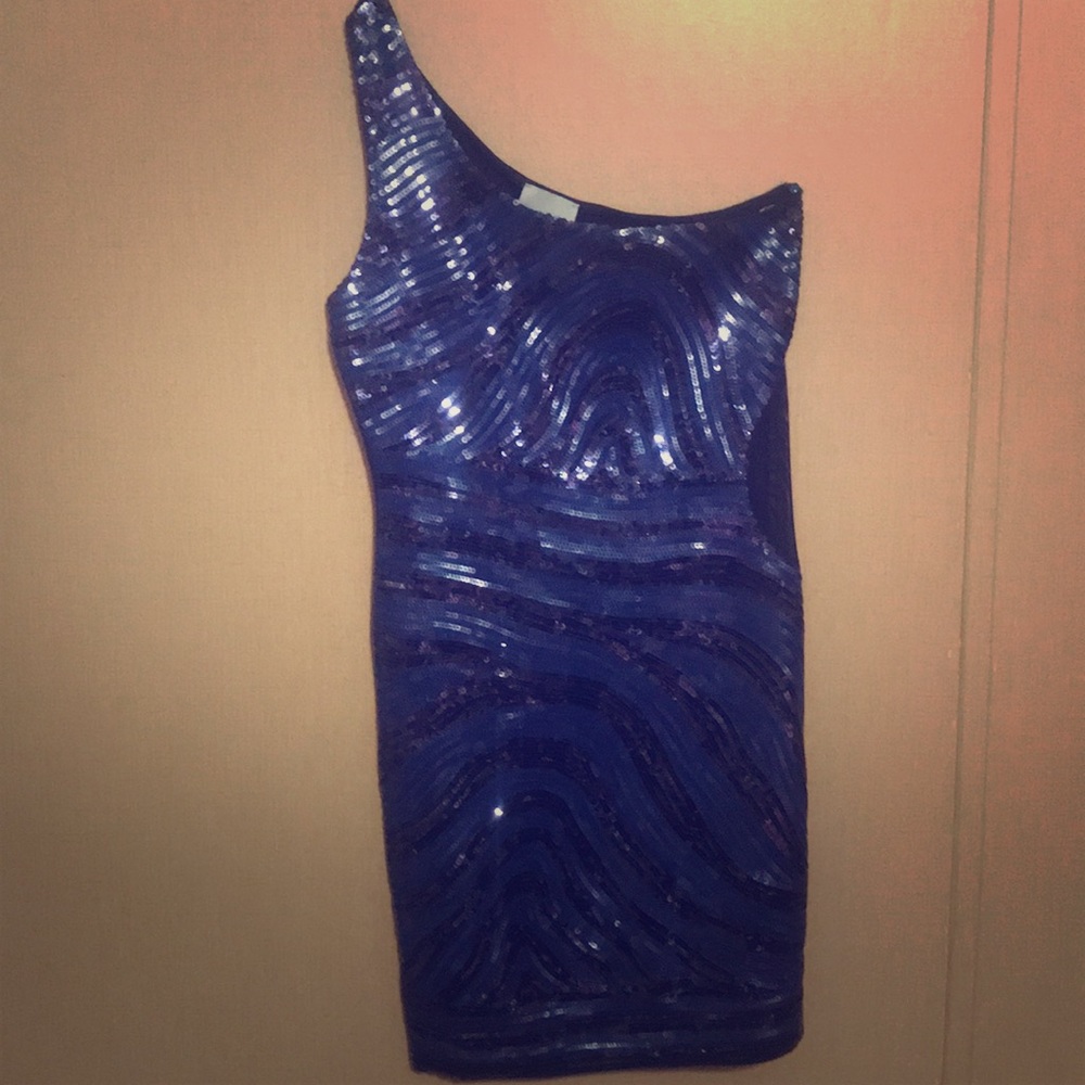 One shoulder, navy blue and black party dress.